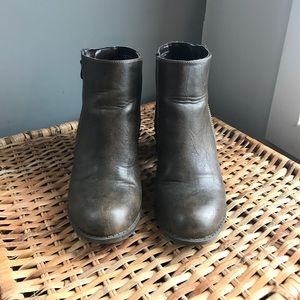 DSW - diba Brown bootie